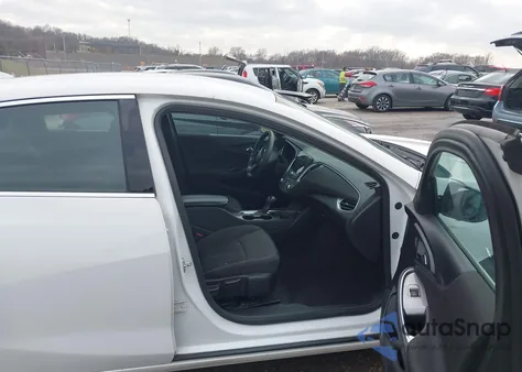 2020 Chevrolet Malibu Fwd Lt из США, поврежденный, VIN 1G1ZD5ST3LF103407